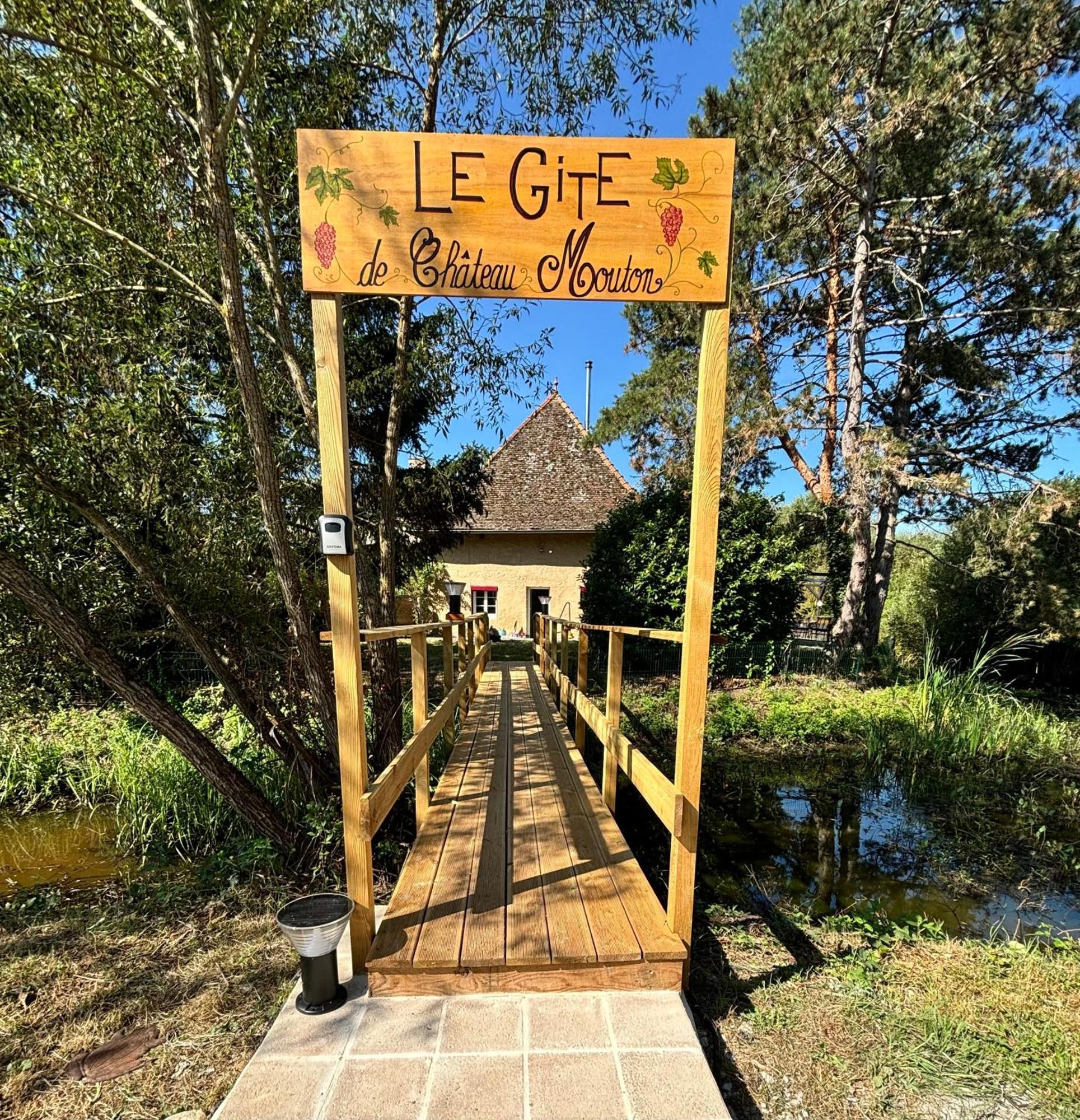 Le Gite Du Chateau Mouton Chatenoy-le-Royal エクステリア 写真